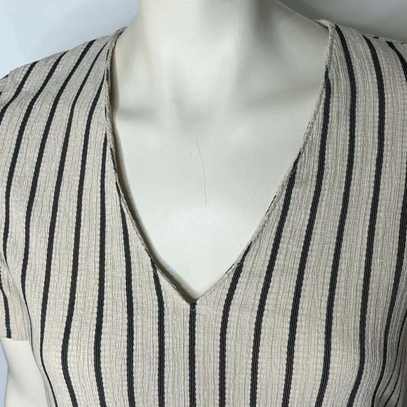 Zara Striped Dress With Side Pockets Cream & Black Size Medium - Picture 2 of 6